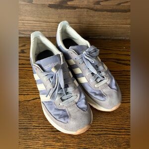 Adidas Cloud Foam Sneakers